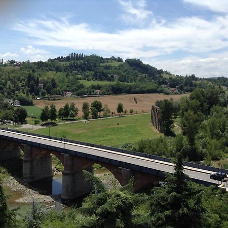 Appartamento Lella Con Meravigliosa Vista Vicino Alle Terme Acqui Terme Room photo